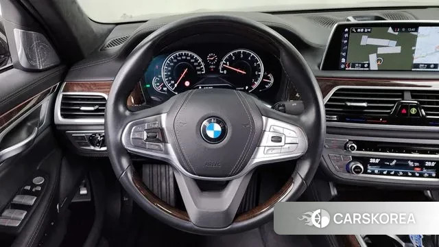 BMW 7 Series (G11) 2018 Черный из Кореи, фото 4