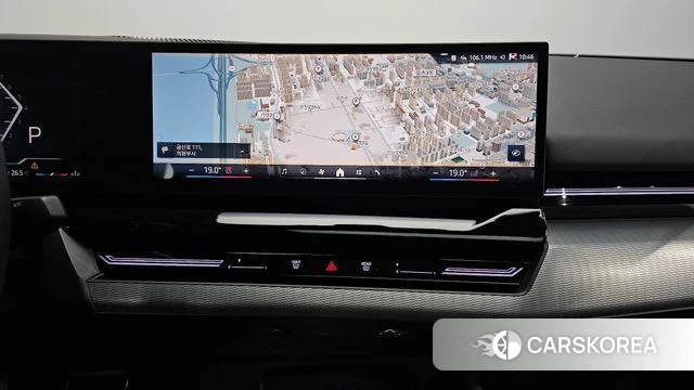 BMW 5 Series (G60) 2024 Белый из Кореи, фото 4