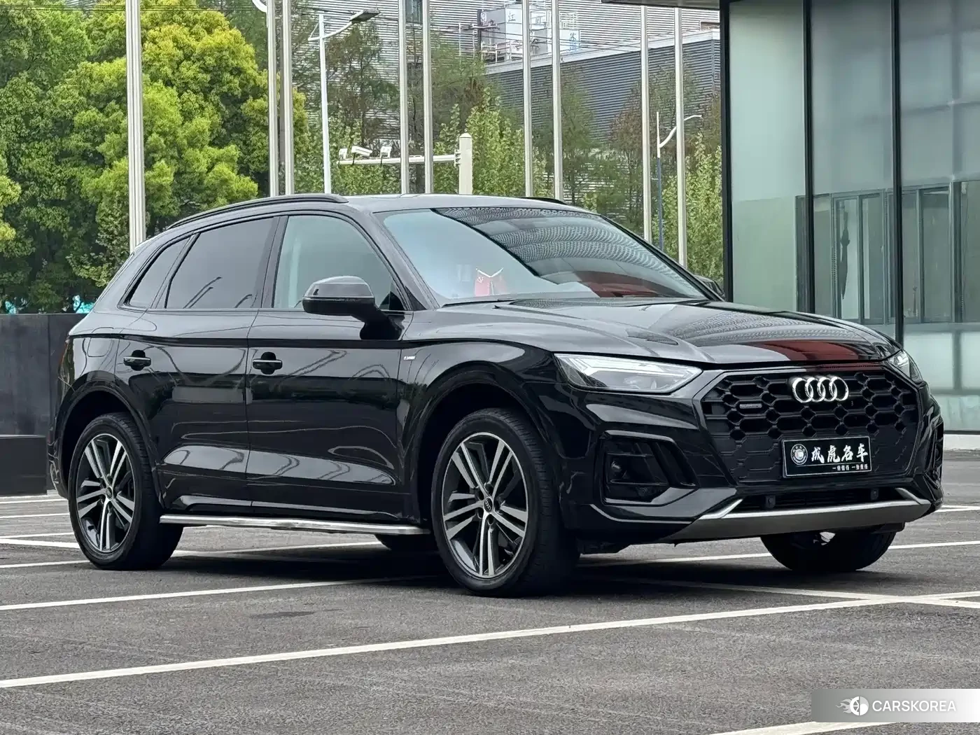 Audi Q5L 2022 Черный из Китая, фото 4