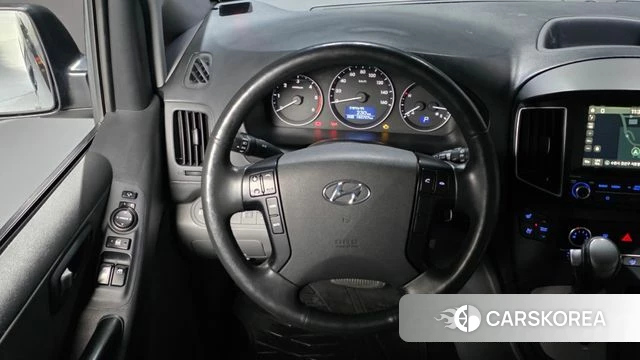 Hyundai The New Grand Starex 2018 Черный из Кореи, фото 4