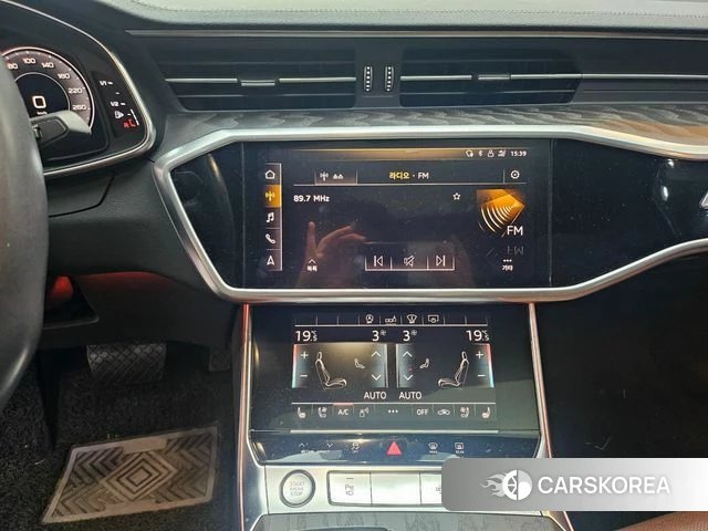 Audi A6 (C8) 2020 Серый из Кореи, фото 4