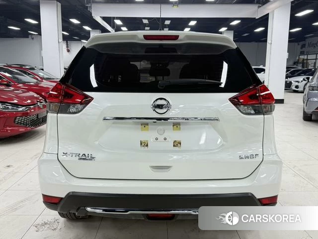 Nissan Qijun 2022 Белый из Китая, фото 4