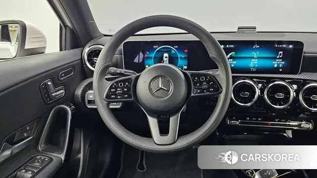 Mercedes-Benz A-Class W177 2020 Белый из Кореи, фото 4