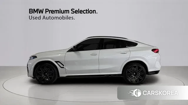 BMW X6M (G06) 2024 Жемчужный цвет из Кореи, фото 4