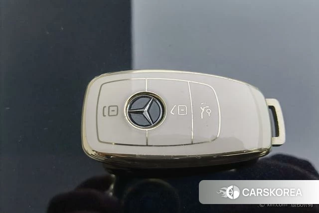 Mercedes-Benz E-class 2021 Черный из Китая, фото 4