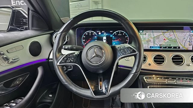 Mercedes-Benz E-Class W213 2021 Черный из Кореи, фото 4