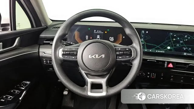 Kia The New K5 3rd generation 2024 Белый из Кореи, фото 4