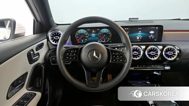 Mercedes-Benz A-Class W177 2020 Белый из Кореи, фото 4