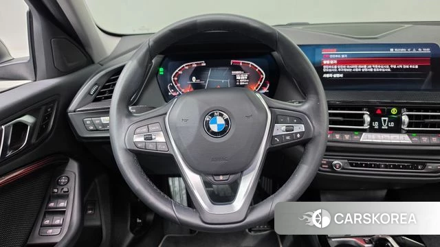 BMW 1 Series (F40) 2024 Черный из Кореи, фото 4