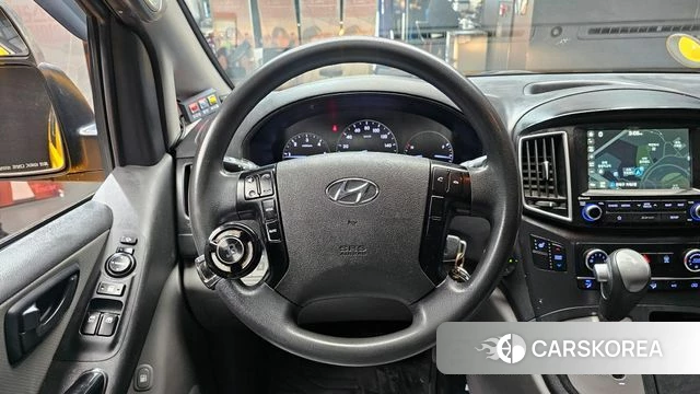Hyundai The New Grand Starex 2019 Желтый из Кореи, фото 4