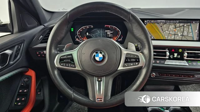 BMW 1 Series (F40) 2021 Белый из Кореи, фото 4