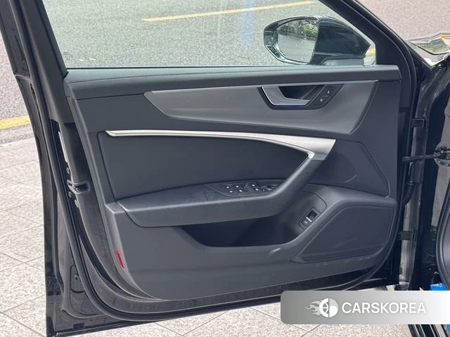 Audi A6L 2022 Черный из Китая, фото 4