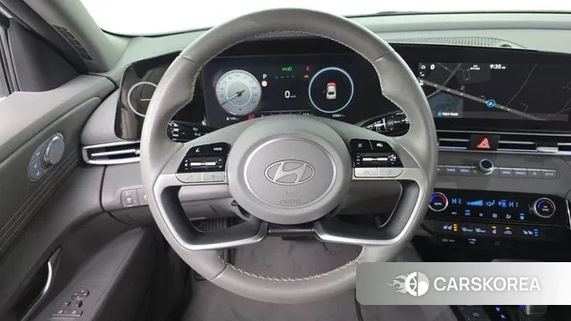 Hyundai The New Avante (CN7) 2023 Белый из Кореи, фото 4