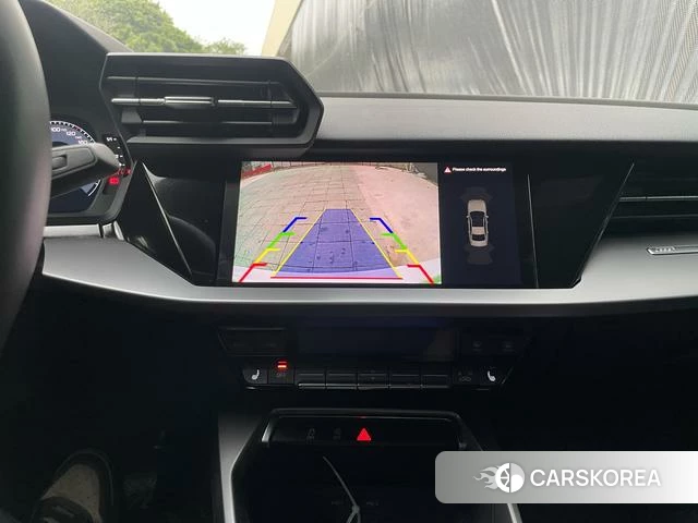 Audi A3 2023 Белый из Китая, фото 4