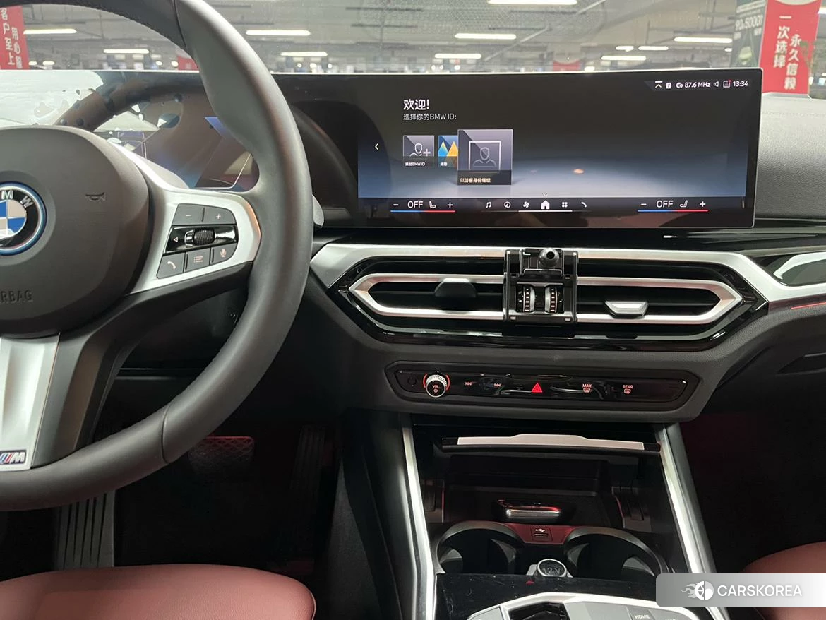 BMW i3 2023 Черный из Китая, фото 4