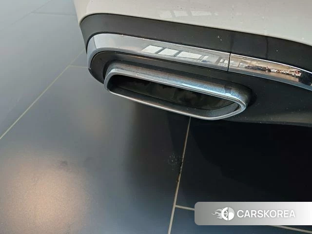 Mercedes-Benz Class C 2024 Белый из Китая, фото 4