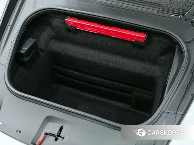 Porsche 911(992) 2025 Жемчужный цвет из Кореи, фото 4