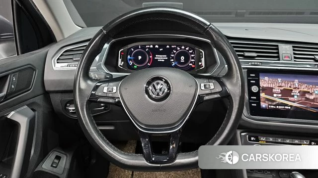 Volkswagen Tiguan second Generation 2020 Серый из Кореи, фото 4