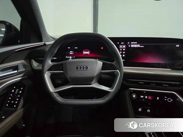 Audi Q5 (80A) 2025 Черный из Кореи, фото 4