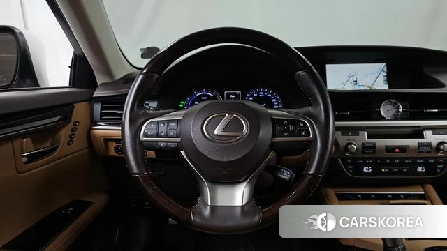 Lexus New ES300h 2018 Белый из Кореи, фото 4