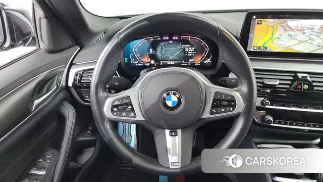 BMW 5 Series (G30) 2023 Черный из Кореи, фото 4