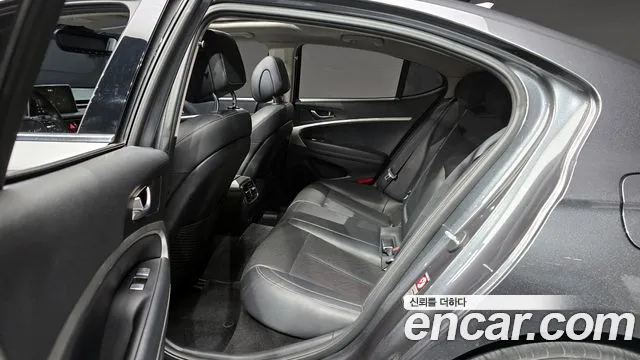 Genesis G70 id 2593957 из Кореи 4