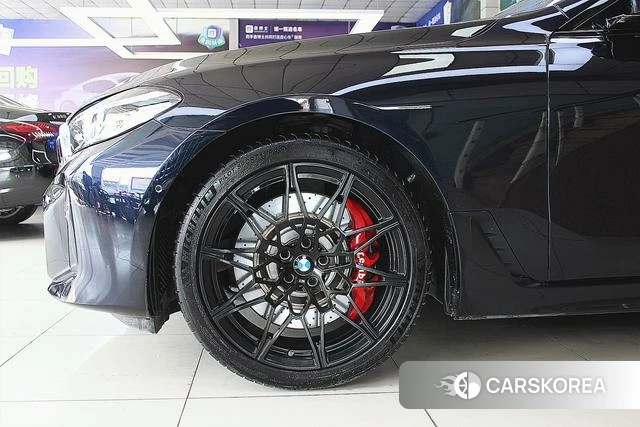 BMW 6 series GT 2024 Темно-серый из Китая, фото 4