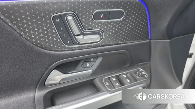 Mercedes-Benz GLB-Class X247 2024 Белый из Кореи, фото 4