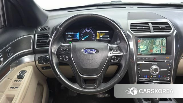 Ford Explorer 2018 Белый из Кореи, фото 4