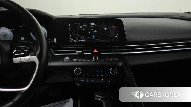 Hyundai Avante Hybrid (CN7) 2021 Белый из Кореи, фото 4