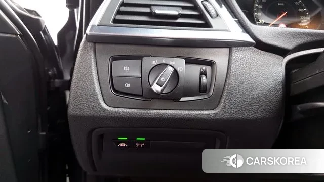 BMW 3 Series (F30) 2018 Серый из Кореи, фото 4