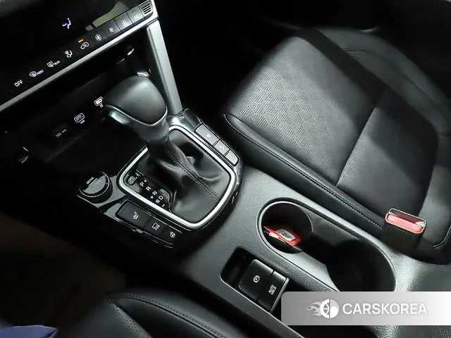 Kia Seltos 2022 Белый из Кореи, фото 4