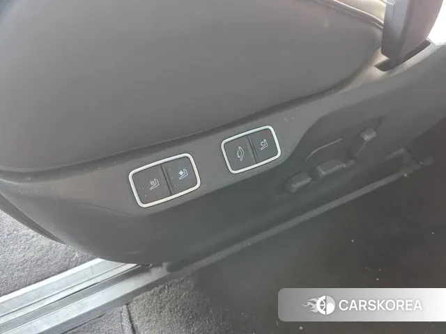 Hyundai Staria 2021 Белый из Кореи, фото 4