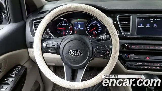 Kia The New Carnival id 2352527 из Кореи 4