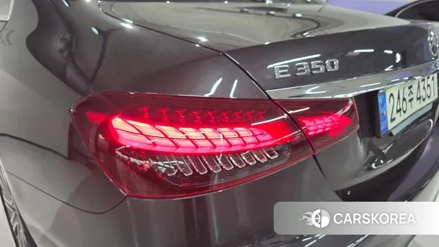 Mercedes-Benz E-Class W213 2023 Серый из Кореи, фото 4