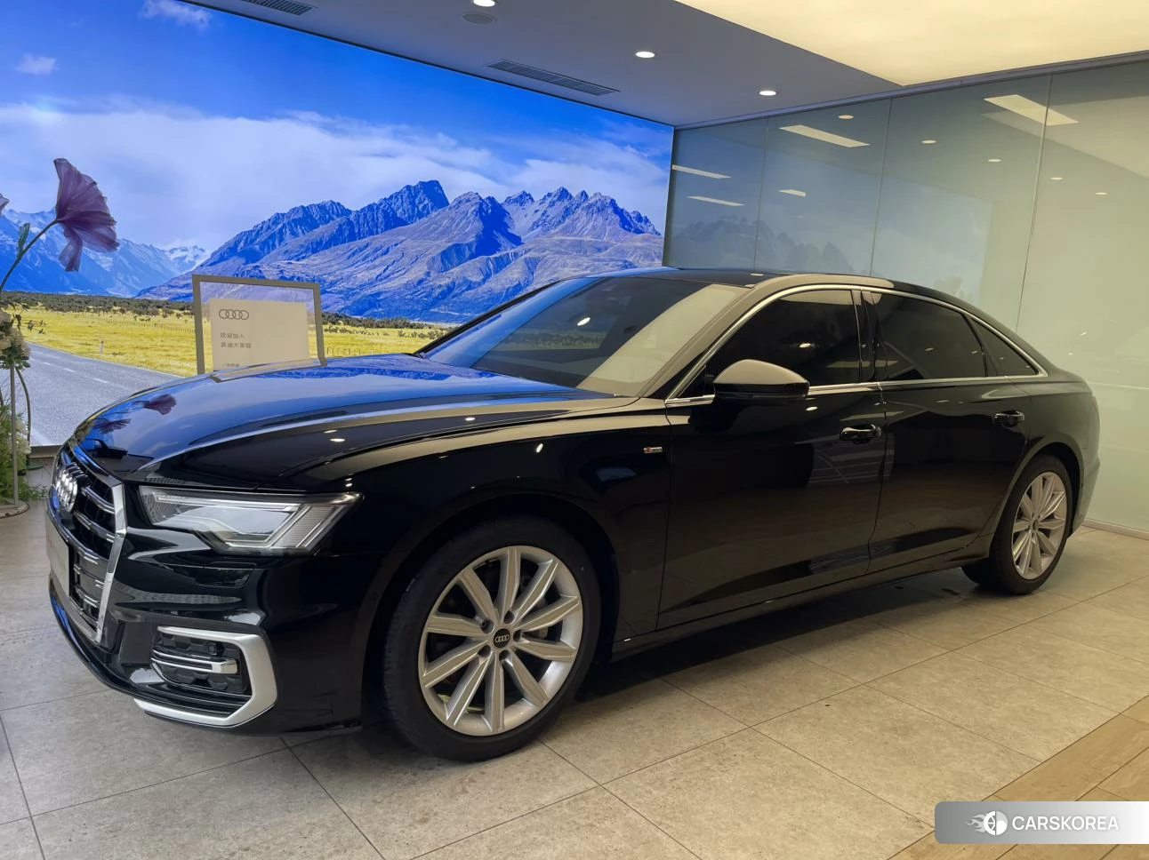 Audi A6L 2023 Черный из Китая, фото 4