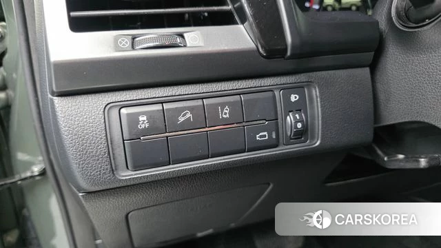 Ssangyong The New Rexton Sports Cannes 2021 Темно-зеленый из Кореи, фото 4