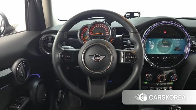 Mini Cooper 2022 Черный из Кореи, фото 4