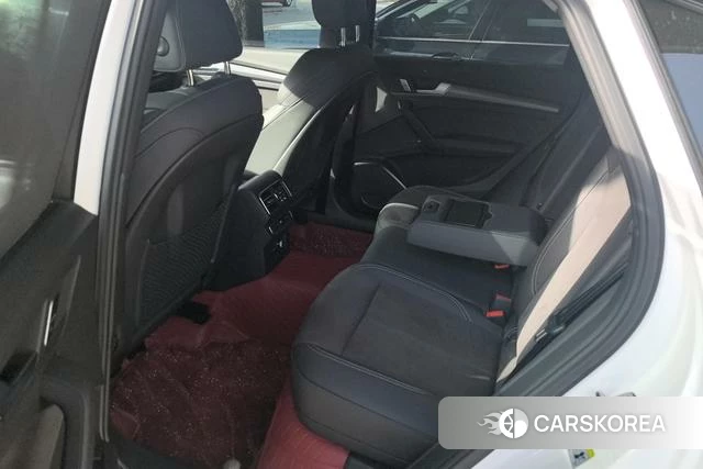 Audi Q5L Sportback 2024 Белый из Китая, фото 4