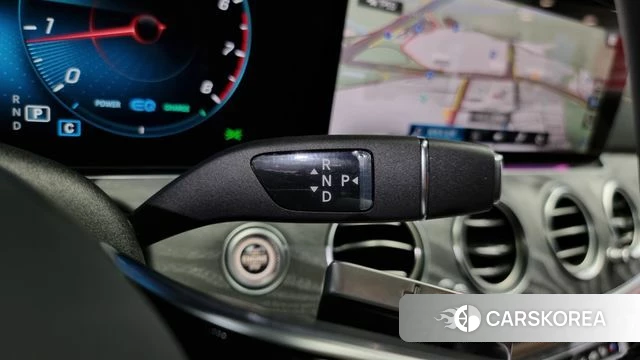 Mercedes-Benz E-Class W213 2022 Белый из Кореи, фото 4