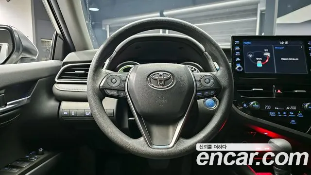 Toyota Camry (XV70) 2023 Белый из Кореи, фото 4