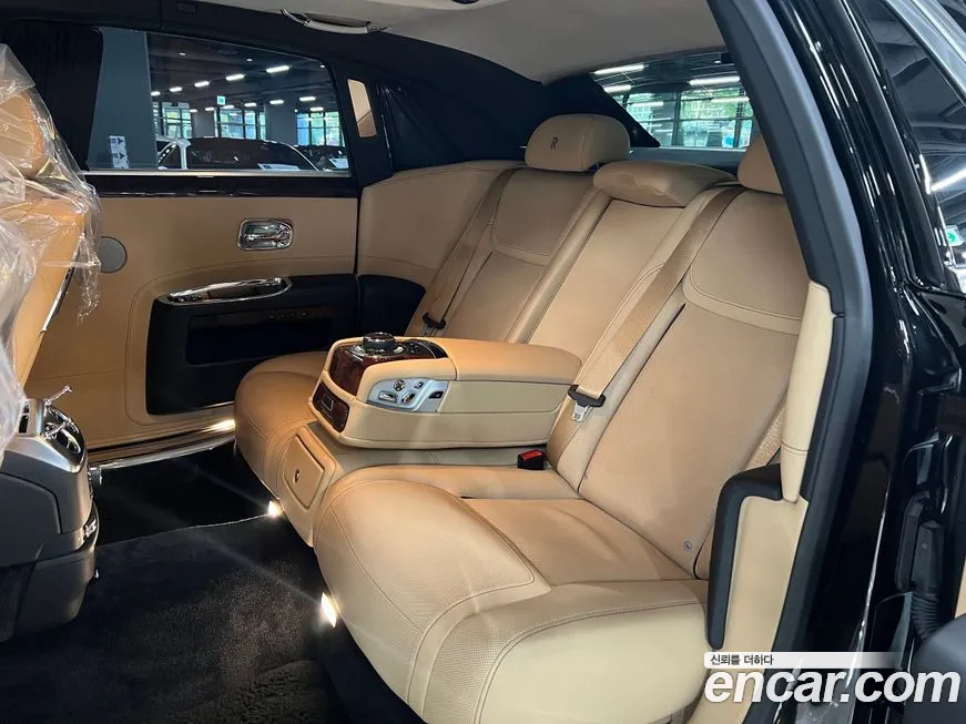 Rolls-Royce Ghost 2018 Черный из Кореи, фото 4