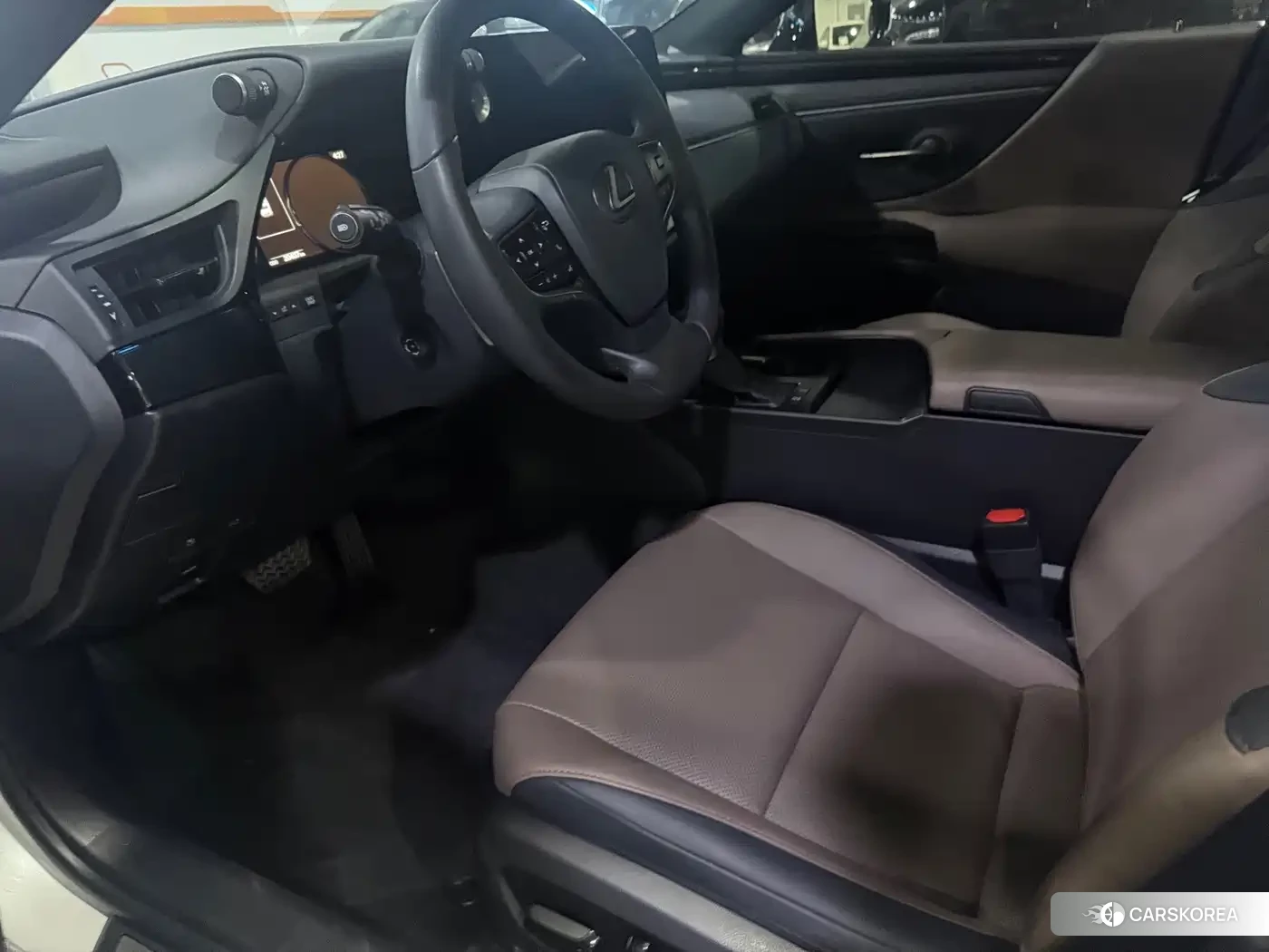 Lexus ES 2023 Белый из Китая, фото 4