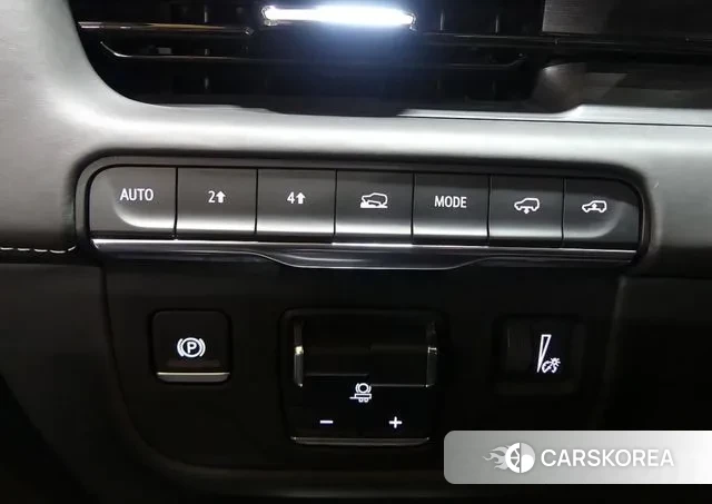 Cadillac Escalade 5th Generation 2021 Черный из Кореи, фото 4