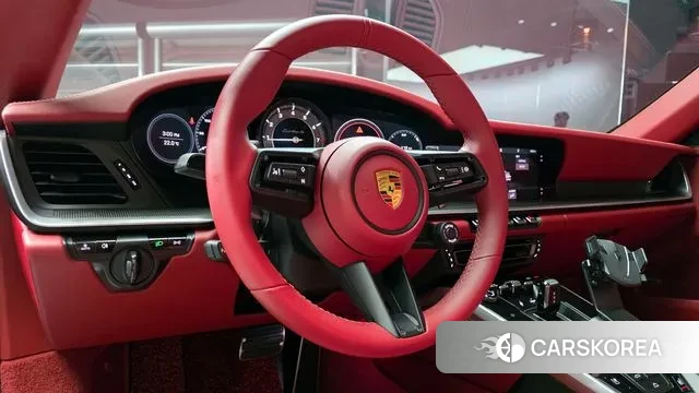 Porsche 911(992) 2021 Черный из Кореи, фото 4