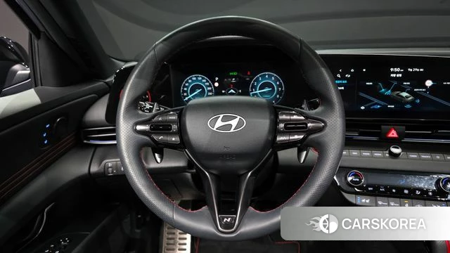 Hyundai The New Avante (CN7) 2025 Светло-серебряный цвет из Кореи, фото 4