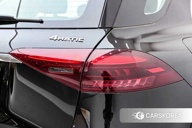 Mercedes-Benz GLE (import) 2023 Черный из Китая, фото 4