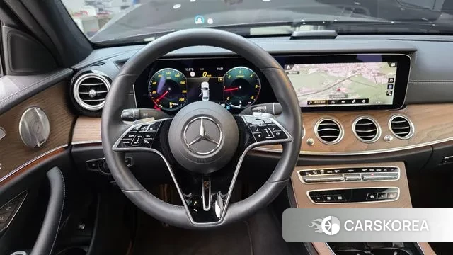 Mercedes-Benz E-Class W213 2022 Черный из Кореи, фото 4