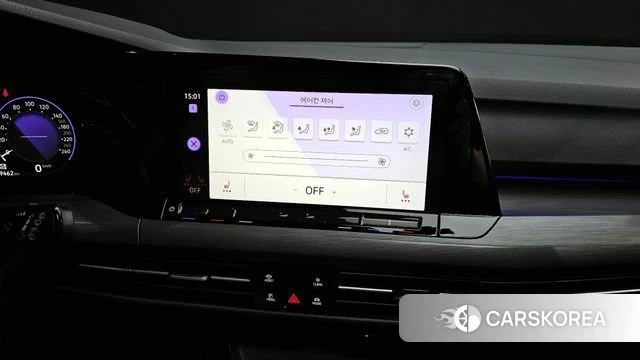 Volkswagen Golf 8th Generation 2023 Синий из Кореи, фото 4