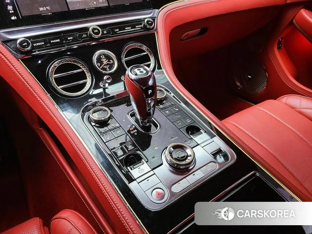 Bentley Continental GT 3rd Generation 2020 Белый из Кореи, фото 4